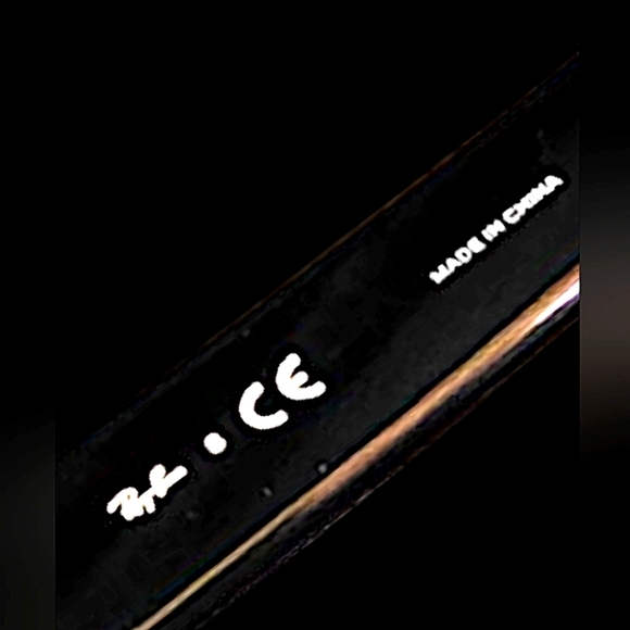 NWOT Original Wayfarer Classic RAY-BAN SUNGLASSES WITH RAY-BAN CASE & CLOTH - Picture 12 of 12